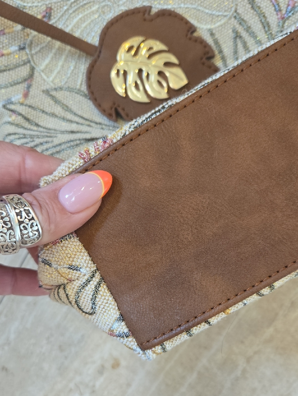 Tommy Bahama Floral Jute Metallic Accent Crossbody Bag - Picture 5 of 16